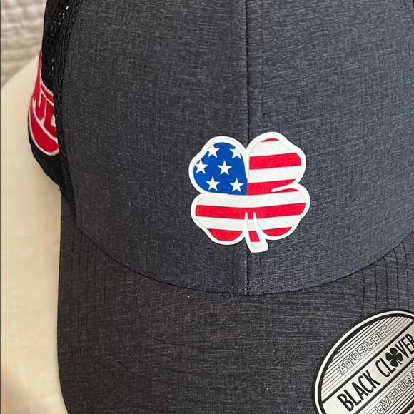 Black Clover Men's Black Gray and red Hat - Picture 10 of 13